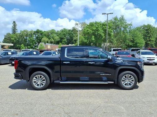 Onyx Black 2023 GMC Sierra 1500 Denali
