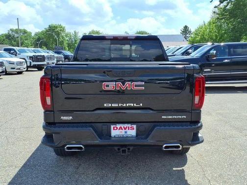 Onyx Black 2023 GMC Sierra 1500 Denali