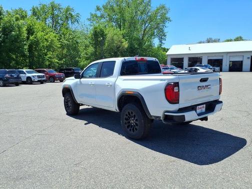 Summit White 2026 GMC Canyon Elevation