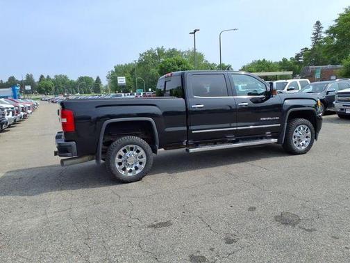 Onyx Black 2018 GMC Sierra 2500 Denali