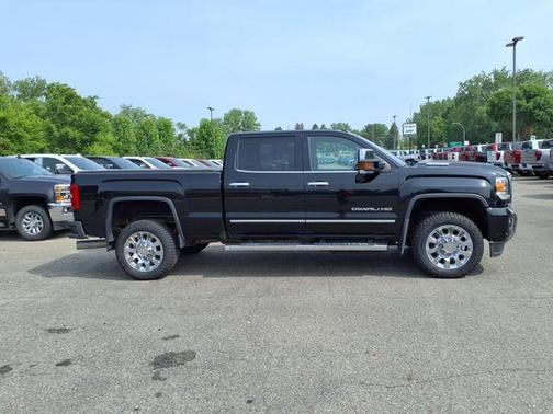 Onyx Black 2018 GMC Sierra 2500 Denali