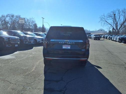 2021 Chevrolet Suburban High Country