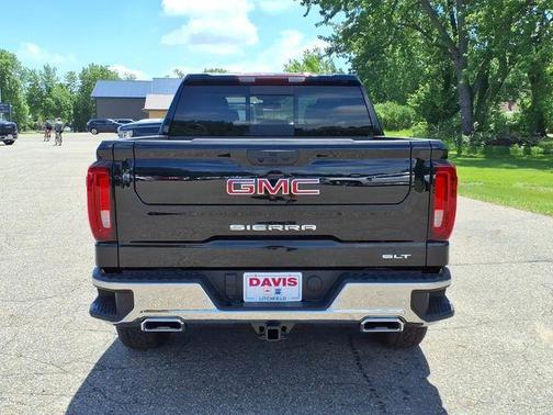 Onyx Black 2026 GMC Sierra 1500 SLT