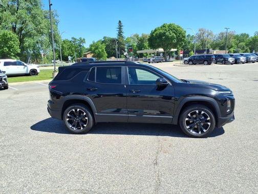Mosaic Black Metallic 2025 Chevrolet Equinox RS