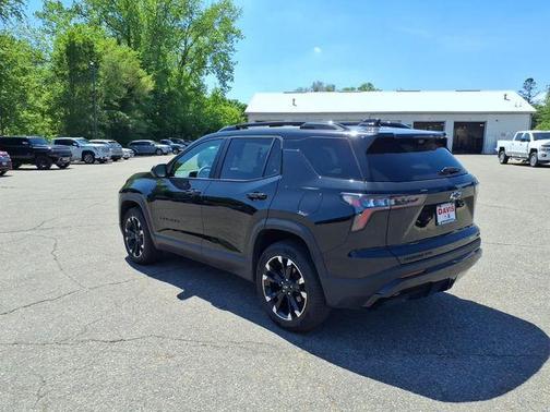 Mosaic Black Metallic 2025 Chevrolet Equinox RS