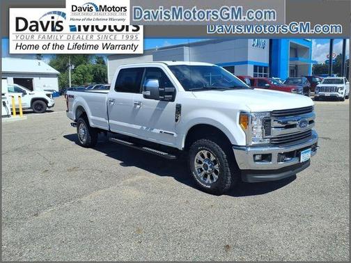 Oxford White 2017 Ford F-350 XLT
