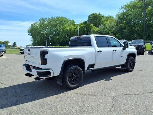 Summit White 2024 Chevrolet Silverado 3500 LTZ
