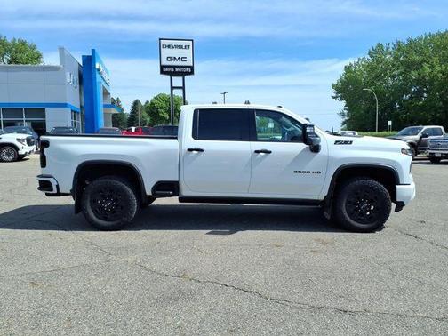 Summit White 2024 Chevrolet Silverado 3500 LTZ