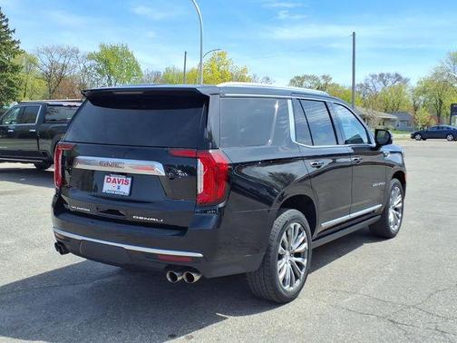 Onyx Black 2022 GMC Yukon Denali