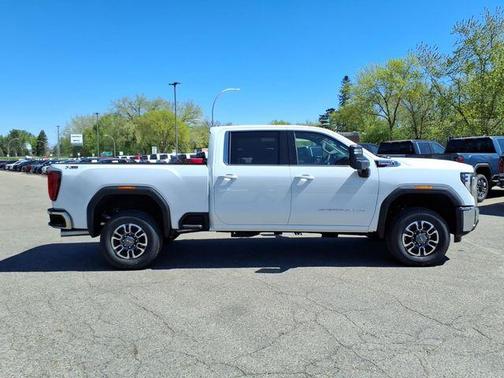 Summit White 2026 GMC Sierra 3500 SLE