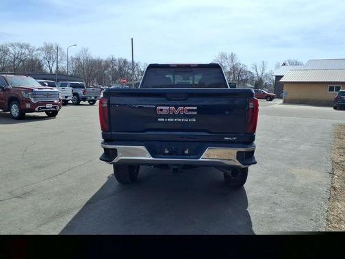 2026 GMC Sierra 3500 SLT