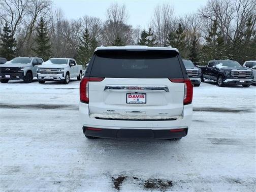 2024 GMC Yukon XL SLT