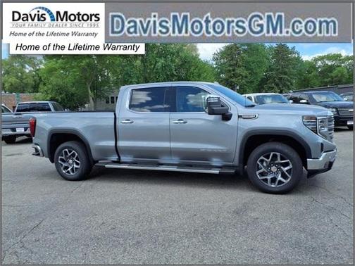 2025 GMC Sierra 1500 SLT