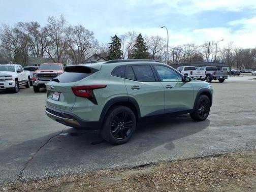 Green 2024 Chevrolet Trax ACTIV