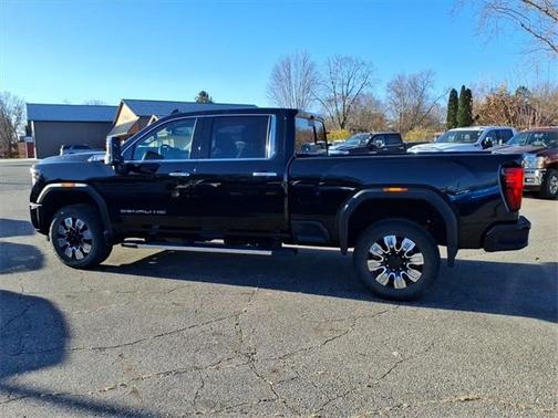 2025 GMC Sierra 3500 Denali