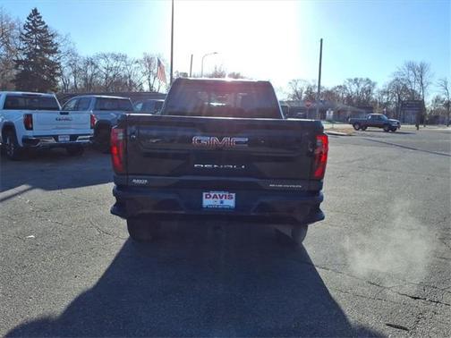 2025 GMC Sierra 3500 Denali