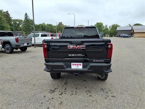 2025 GMC Sierra 3500 Denali