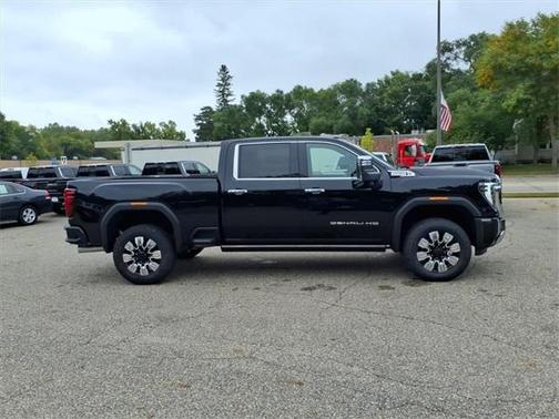 2025 GMC Sierra 3500 Denali