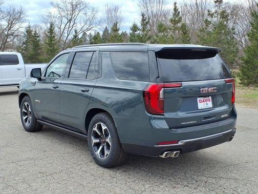 Midnight Pine 2026 GMC Yukon AT4
