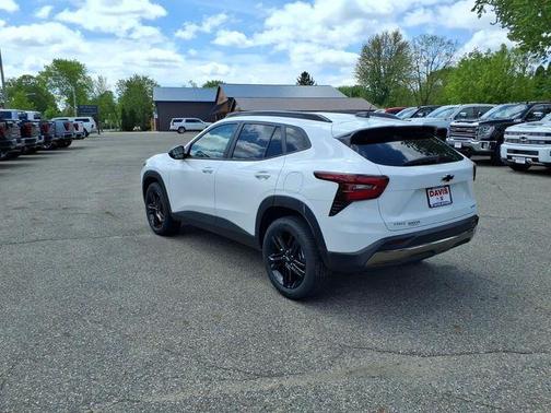 Summit White 2025 Chevrolet Trax ACTIV