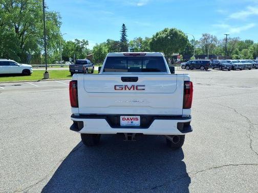 Summit White 2026 GMC Sierra 3500 Denali