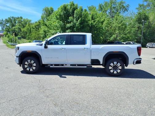 Summit White 2026 GMC Sierra 3500 Denali