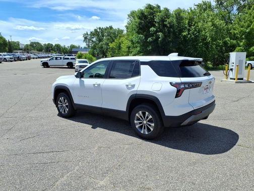 Summit White 2026 Chevrolet Equinox LT