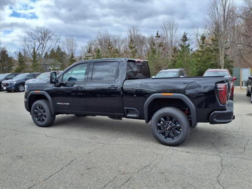 2025 GMC Sierra 3500 AT4