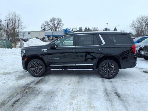 Onyx Black 2022 GMC Yukon SLT
