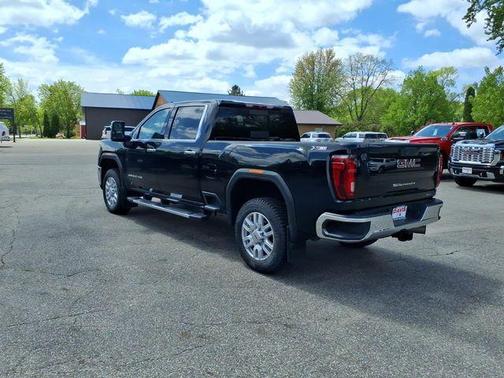 Onyx Black 2022 GMC Sierra 3500 SLT