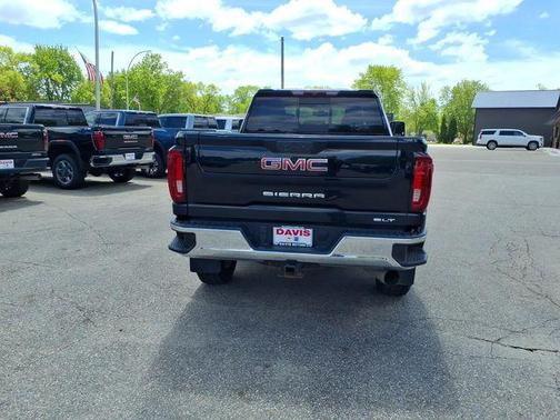 Onyx Black 2022 GMC Sierra 3500 SLT