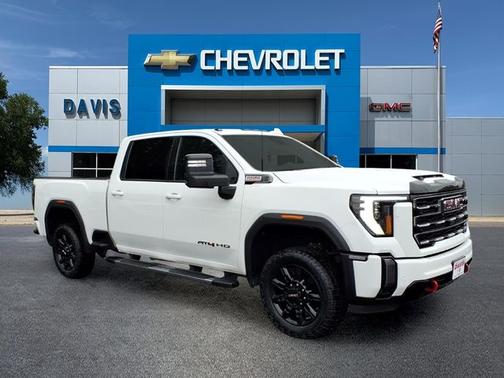 Summit White 2024 GMC Sierra 3500 AT4