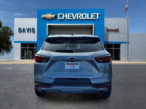 Sterling Gray Metallic 2026 Chevrolet Blazer LT