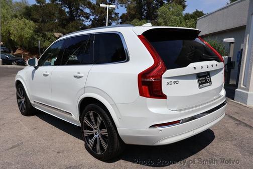 2023 Volvo XC90 Recharge Plug-In Hybrid Plus 6-Seater