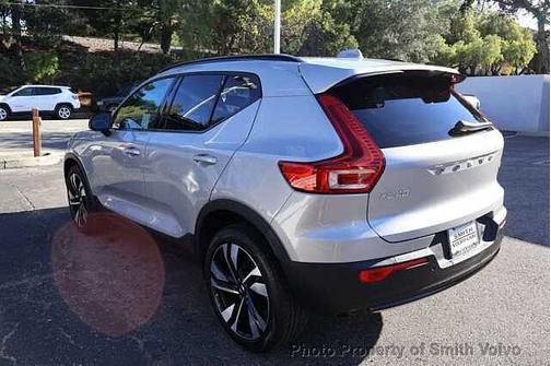 2025 Volvo XC40 Plus