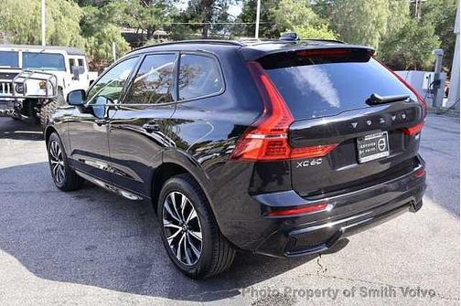 2025 Volvo XC60 Plus