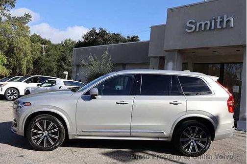 2023 Volvo XC90 Plus