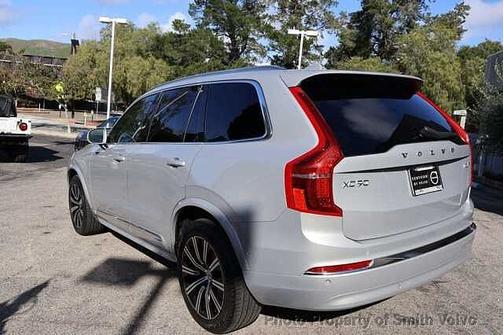 2023 Volvo XC90 Plus