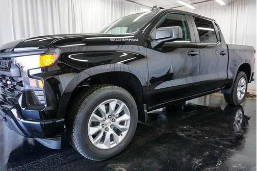 2025 Chevrolet Silverado 1500 Custom