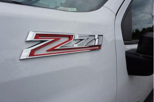 2024 Chevrolet Silverado 2500 Custom