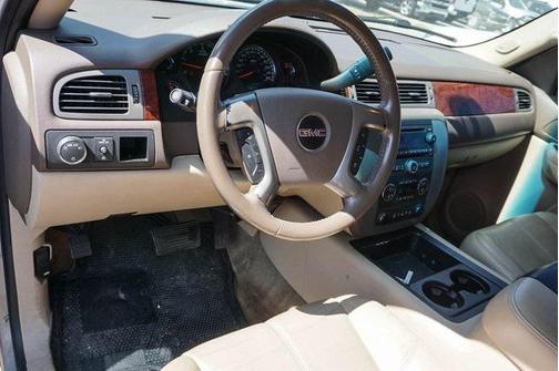 2009 GMC Yukon XL 1500 SLT2