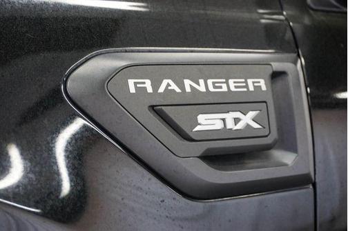 SHADOW BLACK 2022 Ford Ranger XL
