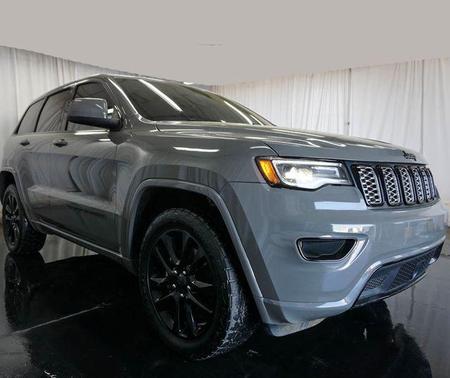 2021 Jeep Grand Cherokee Laredo