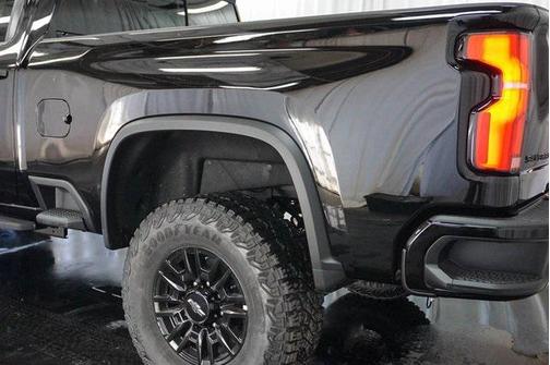 2026 Chevrolet Silverado 2500 ZR2