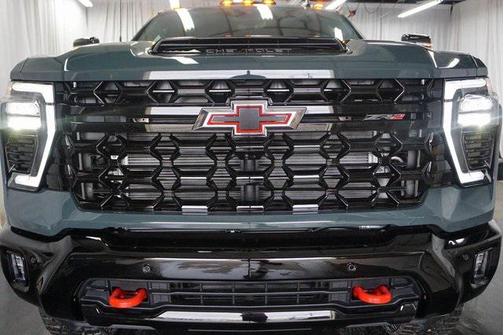 2026 Chevrolet Silverado 2500 ZR2