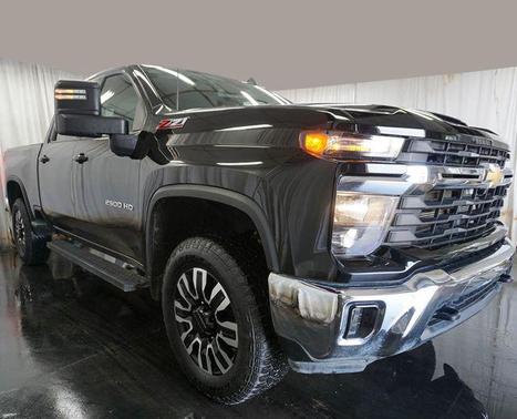 Black 2024 Chevrolet Silverado 2500 LT
