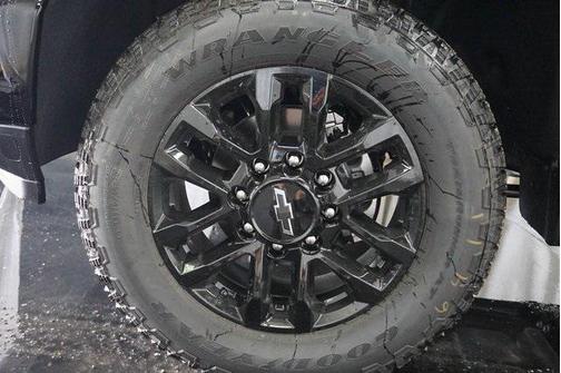 2025 Chevrolet Silverado 2500 Custom