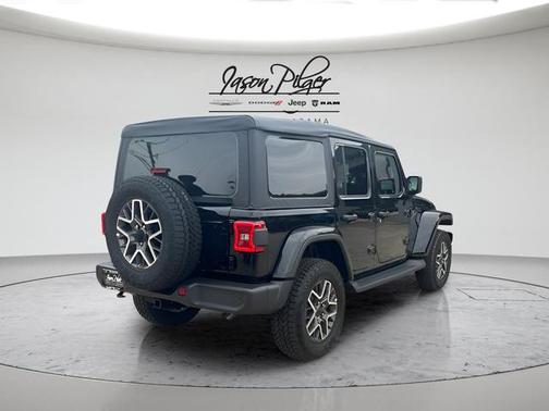 Black Clearcoat 2025 Jeep Wrangler 4-Door Sahara 4x4