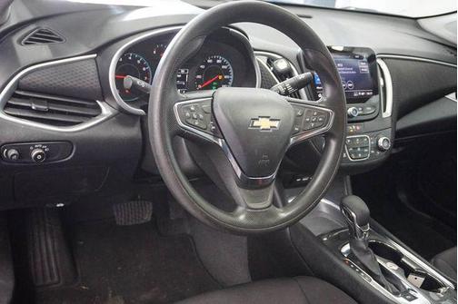 Mosaic Black Metallic 2023 Chevrolet Malibu FWD 1LT