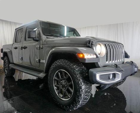 Sting-Gray Clearcoat 2021 Jeep Gladiator Overland